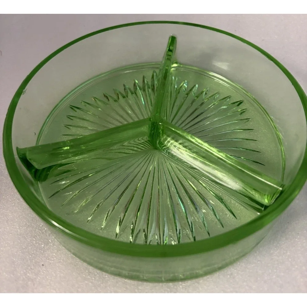 Uranium Glass 3 Compartment Relish Dish Green Depression Starburst UV Glow Vtg
